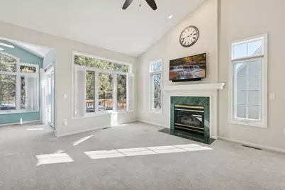 2437 Skyline Drive, Bloomington, MN 55425 - Photo 13