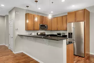 17790 Valley Cove Ct, Wayzata, MN 55391 - Photo 5