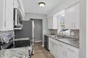 8941 48th Ave N, New Hope, MN 55428 - Photo 3