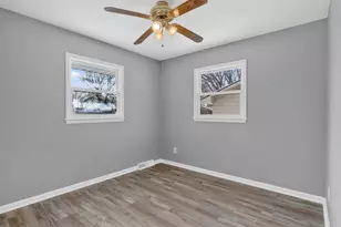 8941 48th Ave N, New Hope, MN 55428 - Photo 11