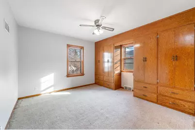 315 E 12th Street, Blue Earth, MN 56013 - Photo 11