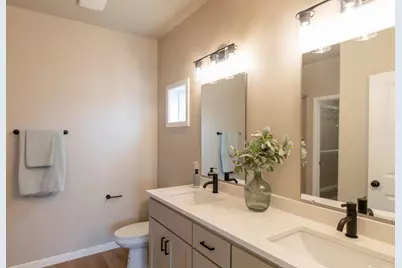 1897 19th Avenue N, Wahpeton,  58075 - Photo 13