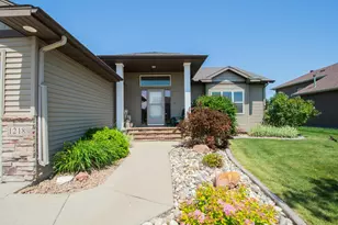 1218 35th Street Circle S, Moorhead, MN 56560 - Photo 3