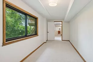 7329 Ridgeway Rd, Golden Valley, MN 55427 - Photo 49