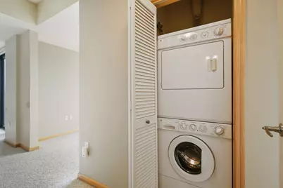 500 E Grant Street #2005, Minneapolis, MN 55404 - Photo 17