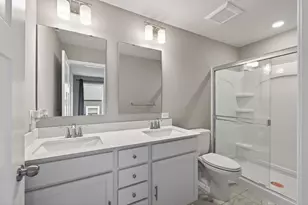 18693 Hamel Dr, Lakeville, MN 55044 - Photo 23