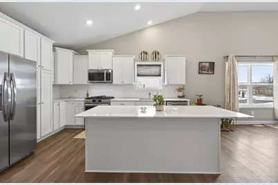 18693 Hamel Drive, Lakeville, MN 55044 - Photo 13