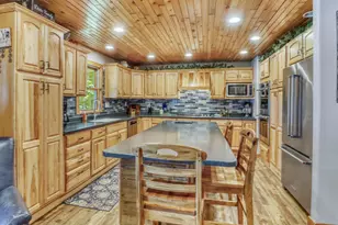 290 Shorewood Dr, Detroit Lakes, MN 56501 - Photo 9