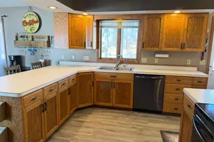 820 3rd St SE, Elbow Lake, MN 56531 - Photo 3