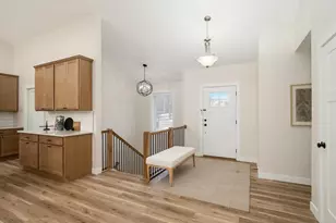 15110 Eileen Cir, Burnsville, MN 55306 - Photo 7