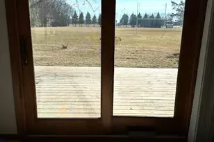 105 Buckeye Dr, Montevideo, MN 56265 - Photo 7