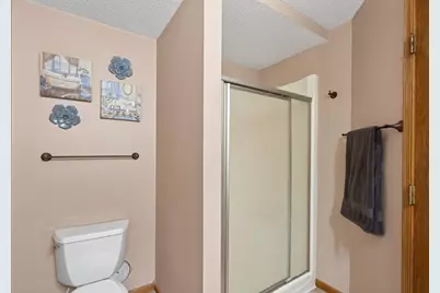 2539 Highwood Avenue E, Maplewood, MN 55119 - Photo 19