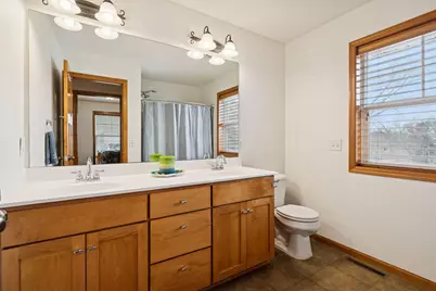 18633 Irvine Way, Lakeville, MN 55044 - Photo 33