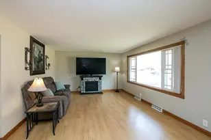 312 Milkyway St N, Cosmos, MN 56228 - Photo 3