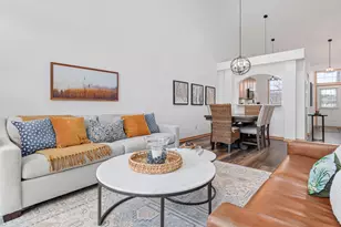 611 Spruce Dr, Hudson, WI 54016 - Photo 3