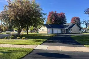 1843 Pioneer Ln, Centerville, MN 55038 - Photo 33