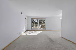 2496 County Rd C2 W, Roseville, MN 55113 - Photo 5