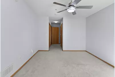 2496 County Road C2 W #109, Roseville, MN 55113 - Photo 21