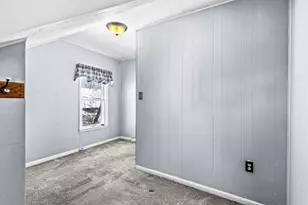 302 River Bluff Ave, Sandstone, MN 55072 - Photo 15