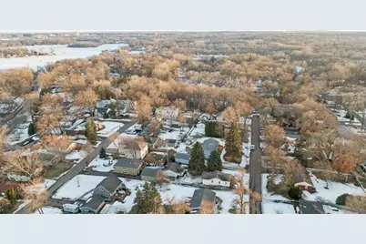 2740 Larch Lane N, Plymouth, MN 55441 - Photo 35