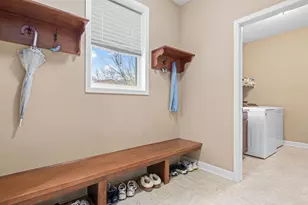 10723 Maple Blvd, Woodbury, MN 55129 - Photo 19