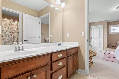 10723 Maple Boulevard, Woodbury, MN 55129 - Photo 25