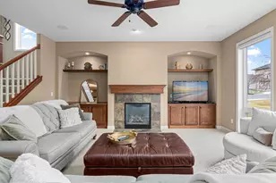 10723 Maple Blvd, Woodbury, MN 55129 - Photo 5