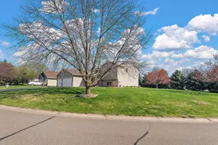 14084 Gadwall Ln, Rogers, MN 55374 - Photo 3