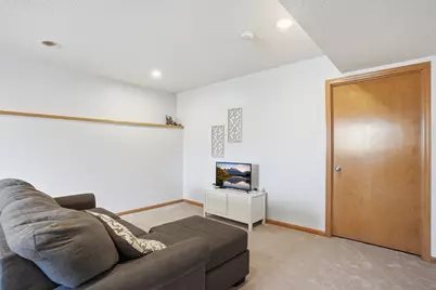 10140 Deer Haven Court, Lakeville, MN 55044 - Photo 37