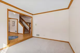 5043 Isle Ave N, Lake Elmo, MN 55042 - Photo 13