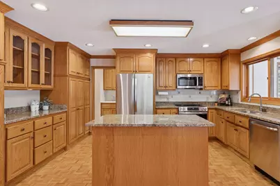 5043 Isle Avenue N, Lake Elmo, MN 55042 - Photo 19