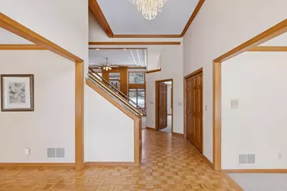 5043 Isle Avenue N, Lake Elmo, MN 55042 - Photo 9