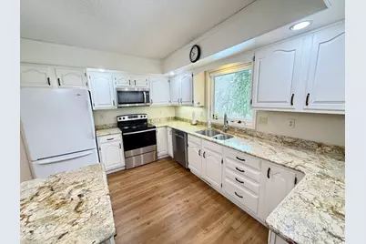 1606 Reichert Avenue, Red Wing, MN 55066 - Photo 9