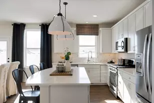 4621 Island Park, Woodbury, MN 55129 - Photo 3