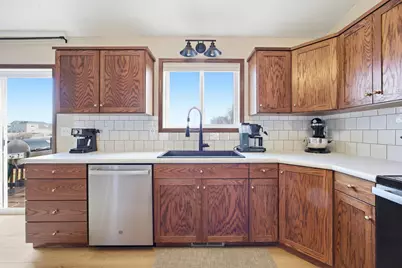 3900 13th Street S, Moorhead, MN 56560 - Photo 9