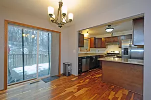 323 Morningside Cir, Saint Paul, MN 55119 - Photo 5