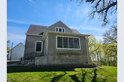 110 Summit Avenue, Montevideo, MN 56265 - Photo 1
