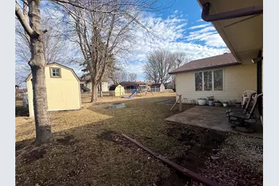 1240 Maplewood Drive, Worthington, MN 56187 - Photo 3