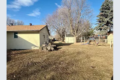 1240 Maplewood Drive, Worthington, MN 56187 - Photo 5