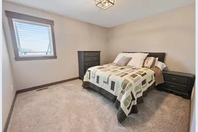 433 60th Avenue SE, Saint Cloud, MN 56304 - Photo 33