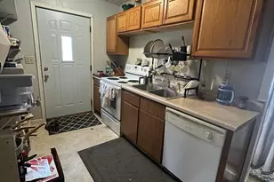 1036 College Street N, Fargo, ND 58102 - Photo 17