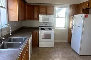 1036 College Street N, Fargo, ND 58102 - Photo 5