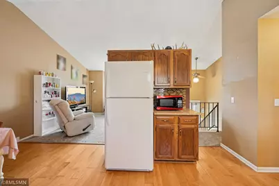 3282 Edgerton Street, Vadnais Heights, MN 55127 - Photo 13