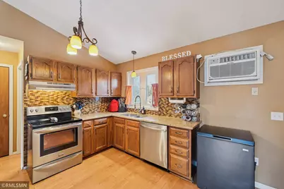 3282 Edgerton Street, Vadnais Heights, MN 55127 - Photo 15