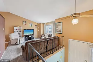 3282 Edgerton St, Vadnais Heights, MN 55127 - Photo 7