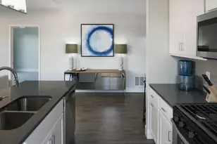 212 10th Ave S, Minneapolis, MN 55415 - Photo 9