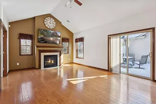 24098 Rivers Edge Rd, Rogers, MN 55374 - Photo 9