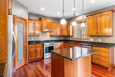4445 Fallgold Parkway N, Brooklyn Park, MN 55443 - Photo 5