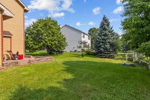 4445 Fallgold Parkway N, Brooklyn Park, MN 55443 - Photo 35