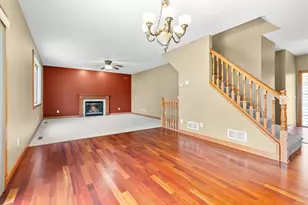 4445 Fallgold Parkway N, Brooklyn Park, MN 55443 - Photo 9